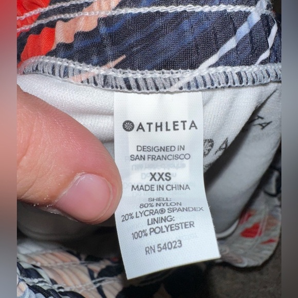 Athleta Women’s NWT Tahitian Tropical Petal Shorts Size XXS - Picture 7 of 9